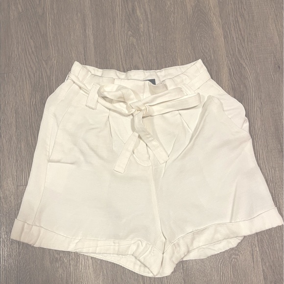 Express Work Shorts - Picture 3 of 4